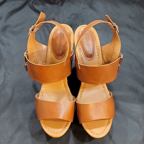 BRECKELLES PLASFORM OPEN TOE BLOCK HEEL SANDAL - Picture 2 of 14